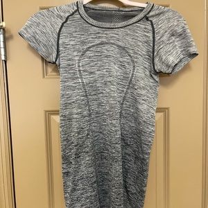Gray Lulu Swiftly Tech Short Sleeve